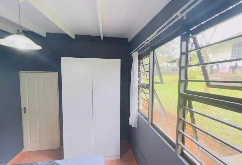 Majatalo Starlight Guest House