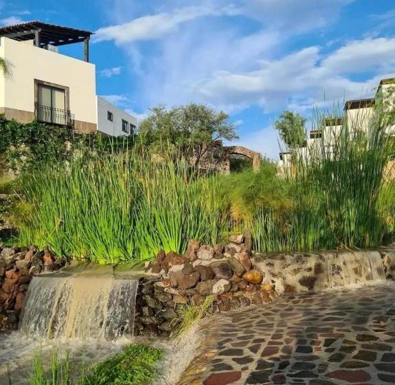 تختخواب و صبحانه Itzae Antigua San Miguel De Allende Dog Friendly