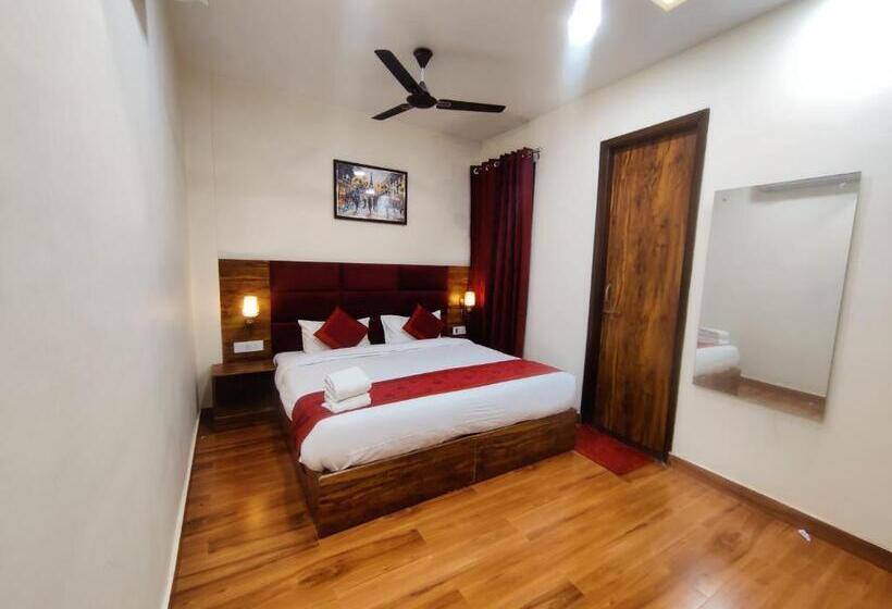 فندق Holiday First Just 100 Metre From Golden Temple