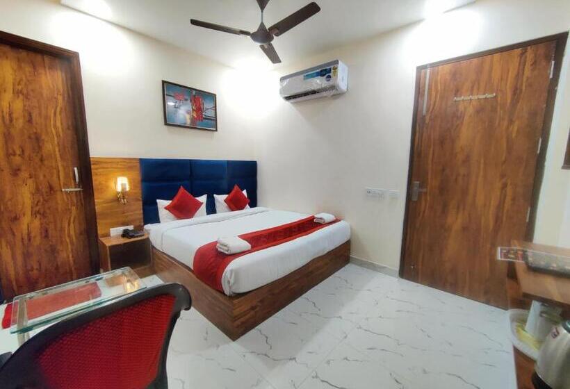 فندق Holiday First Just 100 Metre From Golden Temple