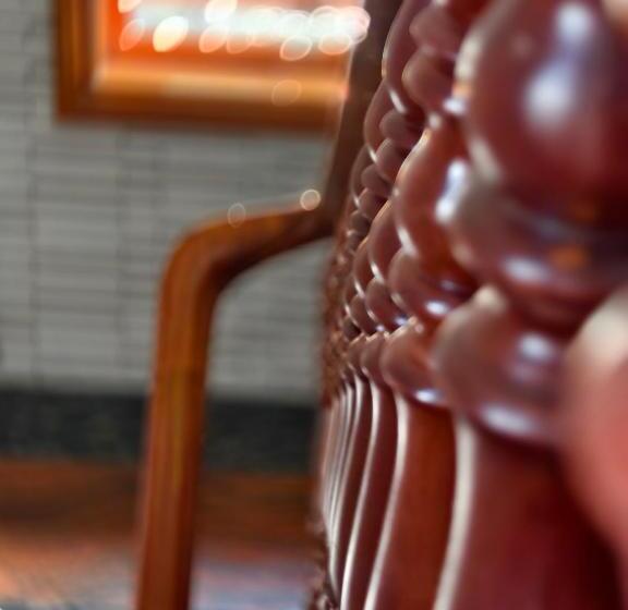 هتل Khách Sạn Hoa Mai