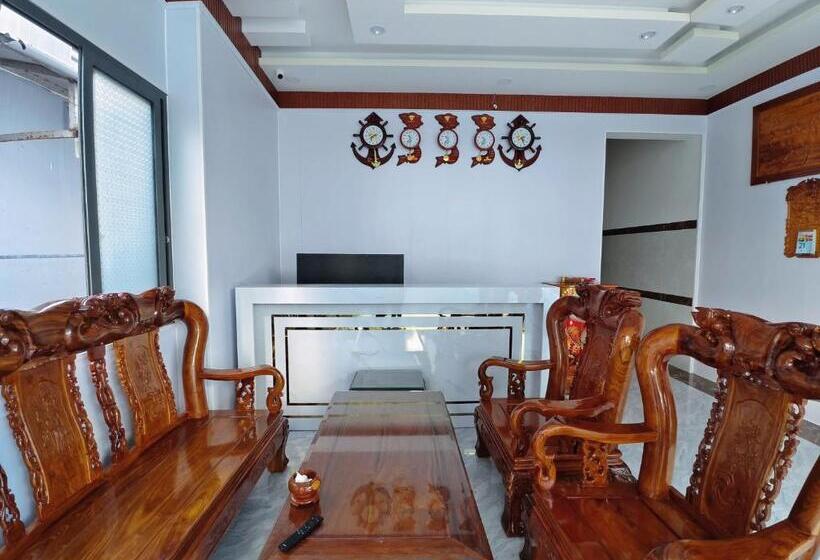 هتل Khách Sạn Hoa Mai