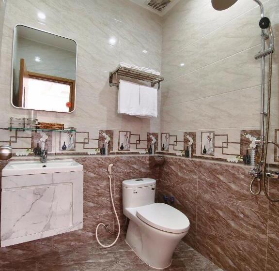 هتل Khách Sạn Hoa Mai