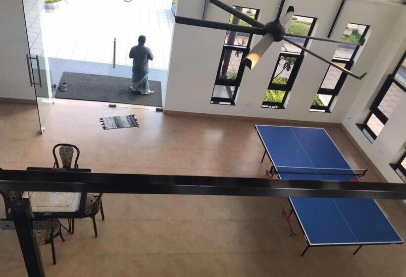 בית מלון כפרי Le  Banyan Inn