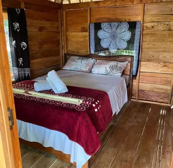 ホテル Tetebatu Jungle Vibes