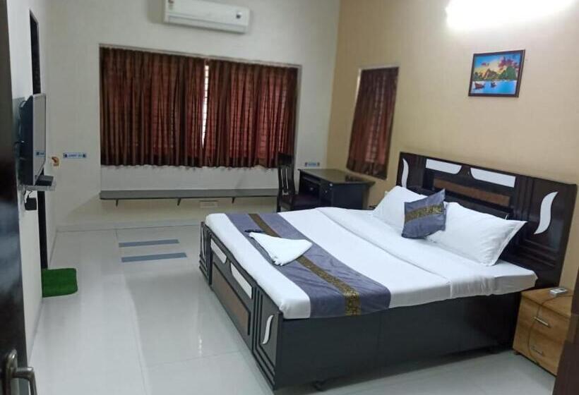 펜션 Corporate Stay Soluation Gandhinagar B/53