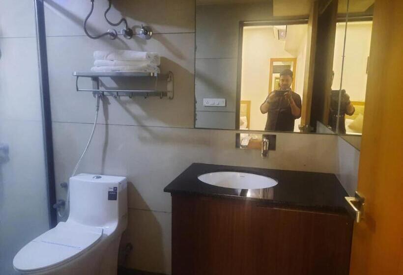 펜션 Corporate Stay Soluation Gandhinagar B/53