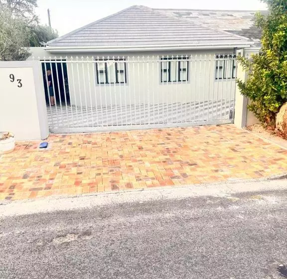 Majatalo Malaika Guest House