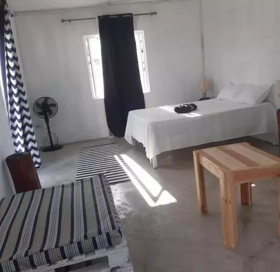 پانسیون Papol Et Tella Guesthouse