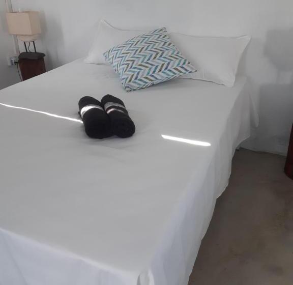 پانسیون Papol Et Tella Guesthouse