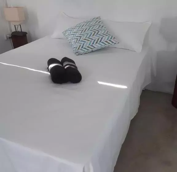 پانسیون Papol Et Tella Guesthouse