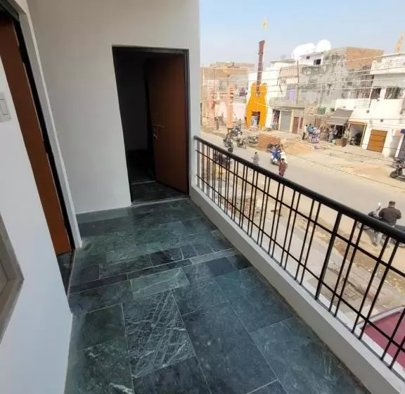 Majatalo Pushpa Vatika