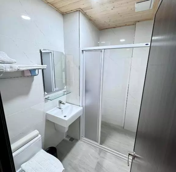 Shanshui Town B&b