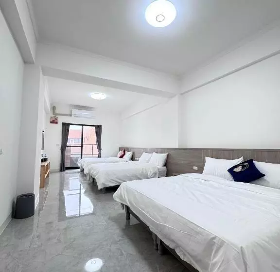 Shanshui Town B&b