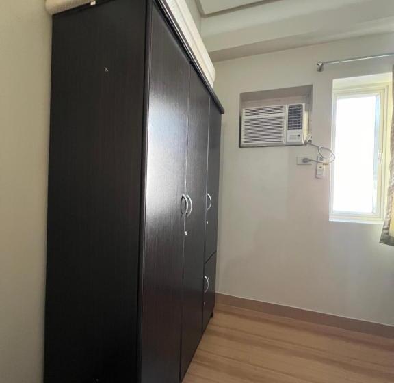 1br Smdc Trees Residences Near Fatima University With Netflix And Videoke