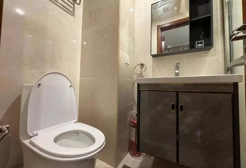 Upscale And Downtowner Haven