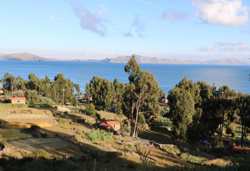 ベッドアンドブレックファースト Inka Lake Island Amantani