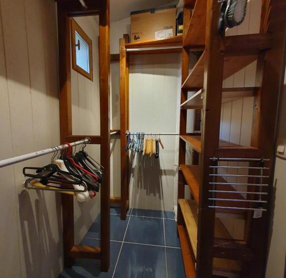 مبيت وإفطار Chambre Privée Avec Petit Déjeuner Dans Maison De Ville   Saint Mandé  Paris