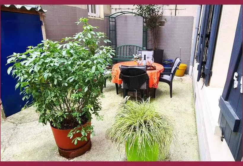 ベッドアンドブレックファースト Chambre Privée Avec Petit Déjeuner Dans Maison De Ville   Saint Mandé  Paris