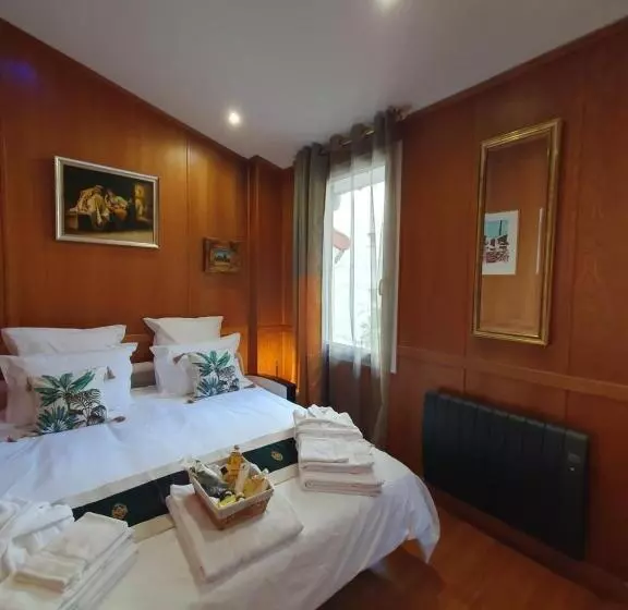 ベッドアンドブレックファースト Chambre Privée Avec Petit Déjeuner Dans Maison De Ville   Saint Mandé  Paris