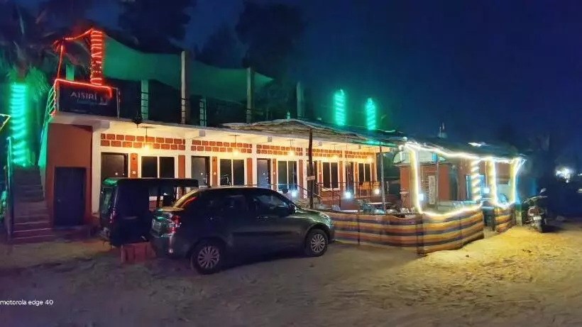 ホテル Aisiri Comforts Beach Stay And Cafe