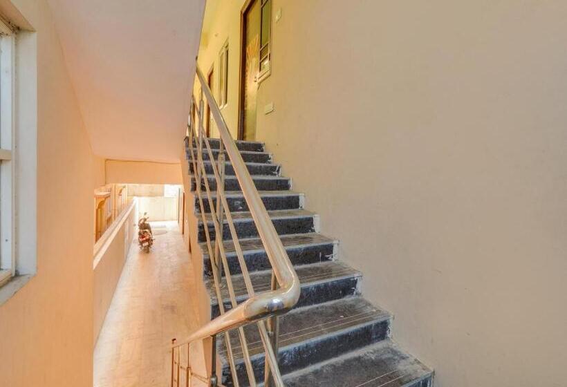 Hotel Oyo Flagship Brundavan Residency