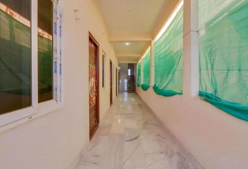 ホテル Oyo Flagship Brundavan Residency