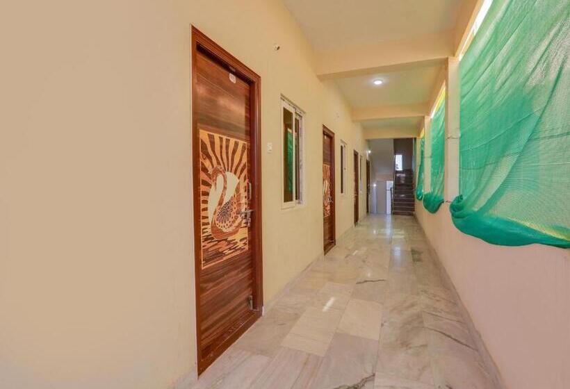 Hotel Oyo Flagship Brundavan Residency