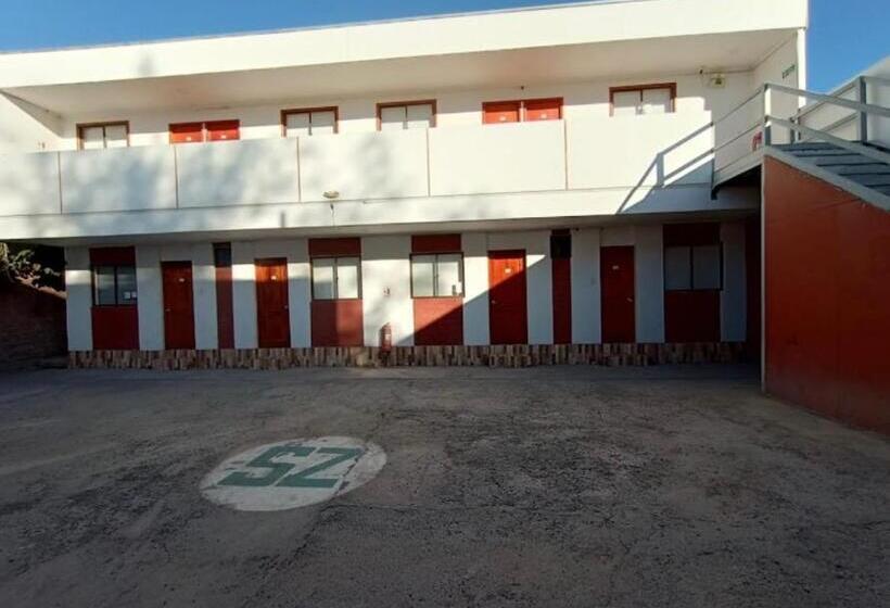 בית מלון כפרי Santa Emilia Salamanca