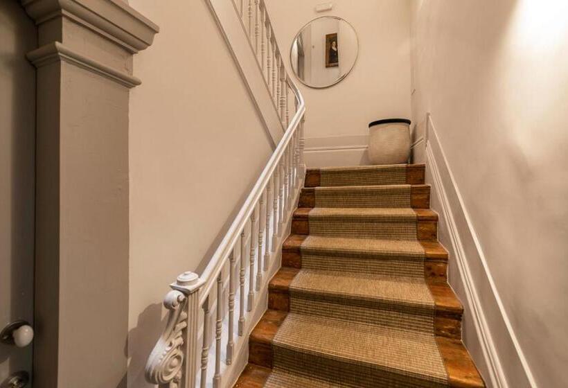 Palácio Fenizia Lux Apartments