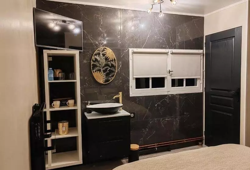 Majatalo Hébergement Proche Aéroport De Nantes