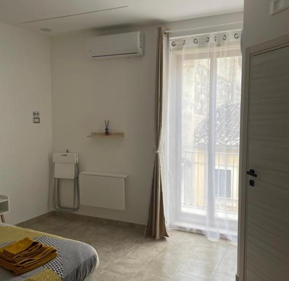 بنسيون I Parienti Ra Zita