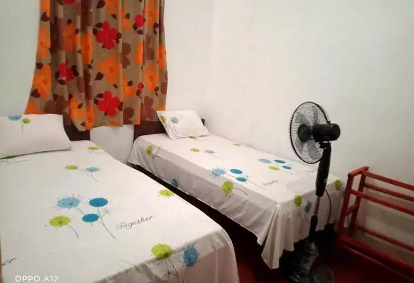 Majatalo Jayamina Surf House