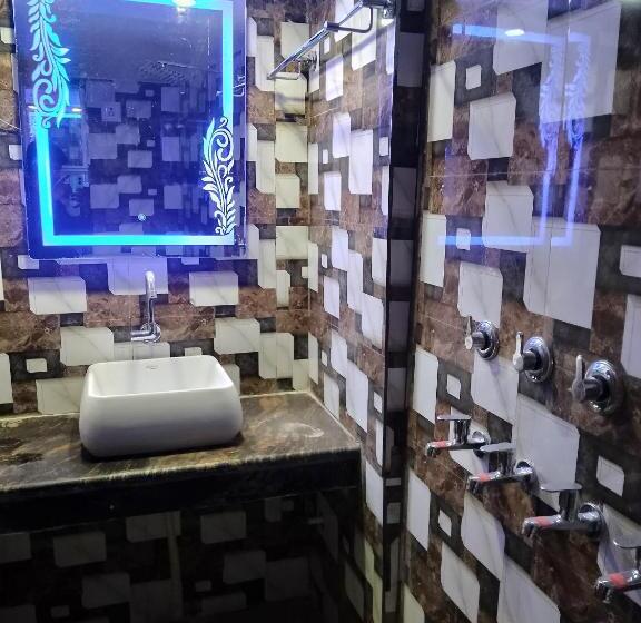 Majatalo Kishori Ram Homestay Near Ayodhya Dham Railway