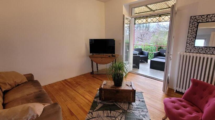 פנסיון La Maison Barent   Chambre Bergerac