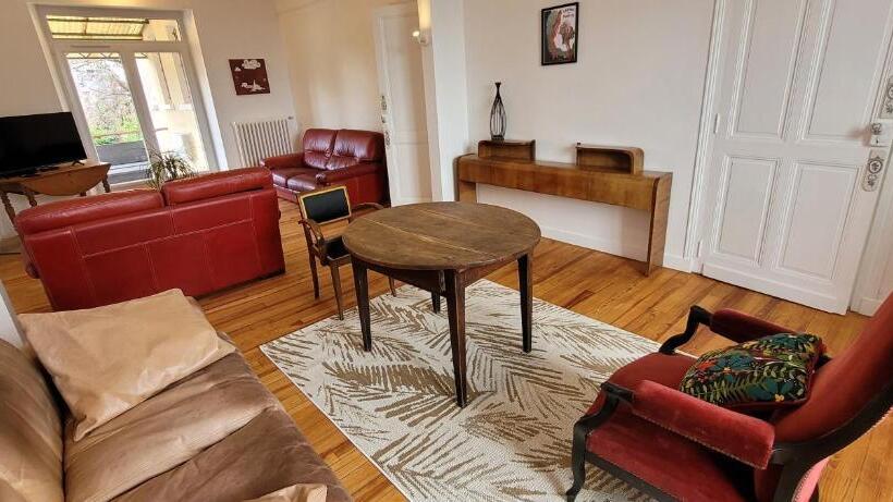 פנסיון La Maison Barent   Chambre Bergerac