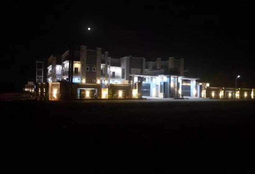 Pula Pula Luxury Hotel And Suites