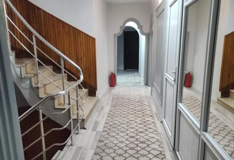 Yasi̇n Otel