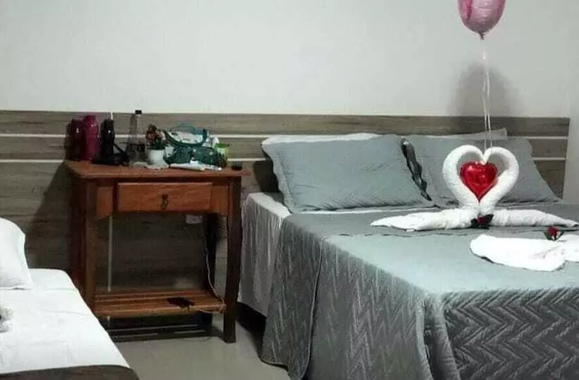 ユースホステル Pousada Família Eleutério