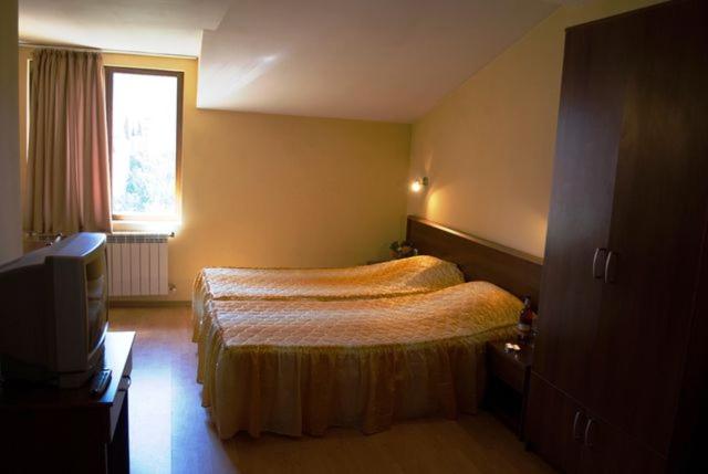 בית מלון כפרי хотел дончев