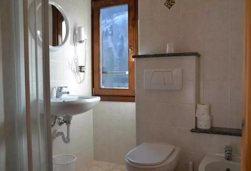 Hotelli Albergo Vallunga