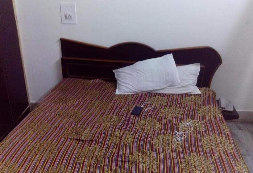 Hotel Anurag Prayagraj