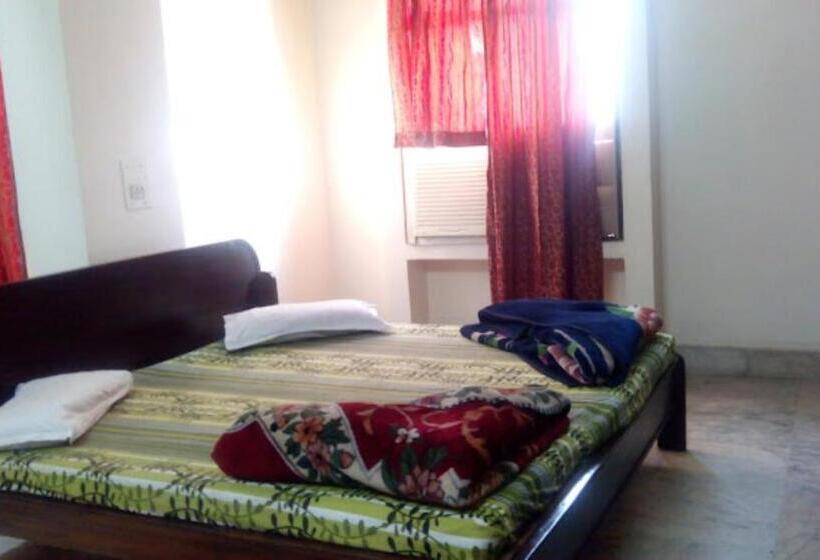 Hotel Anurag Prayagraj