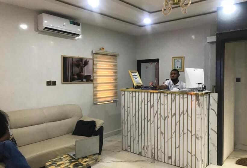 هتل Connery Homes