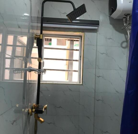 هتل Connery Homes