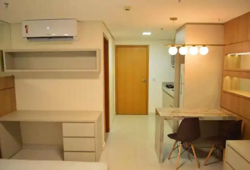 ホテル Inova Flat Completo No Condominio Cosmopolitan