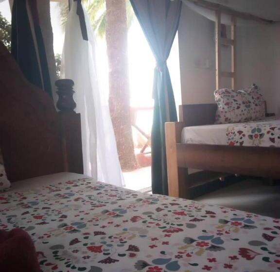 هتل Kassandra Beach