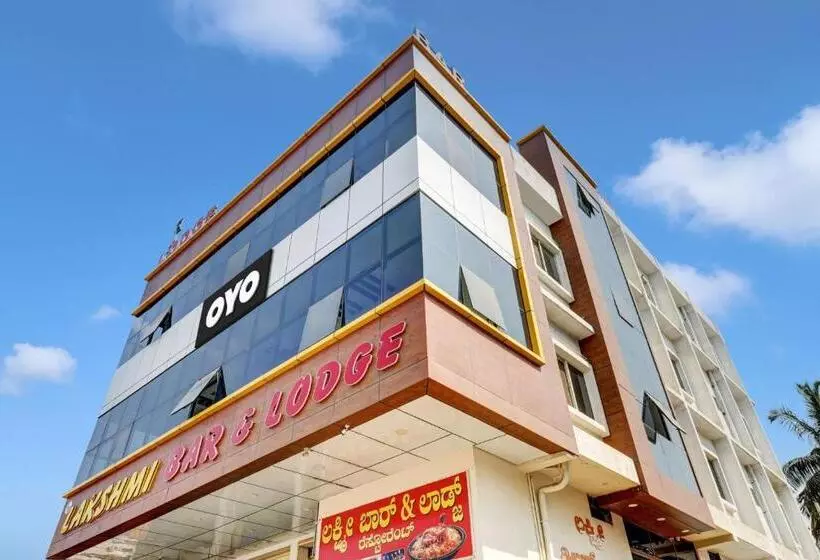 ホテル Oyo 823110 Lakshmi Deluxe Lodge