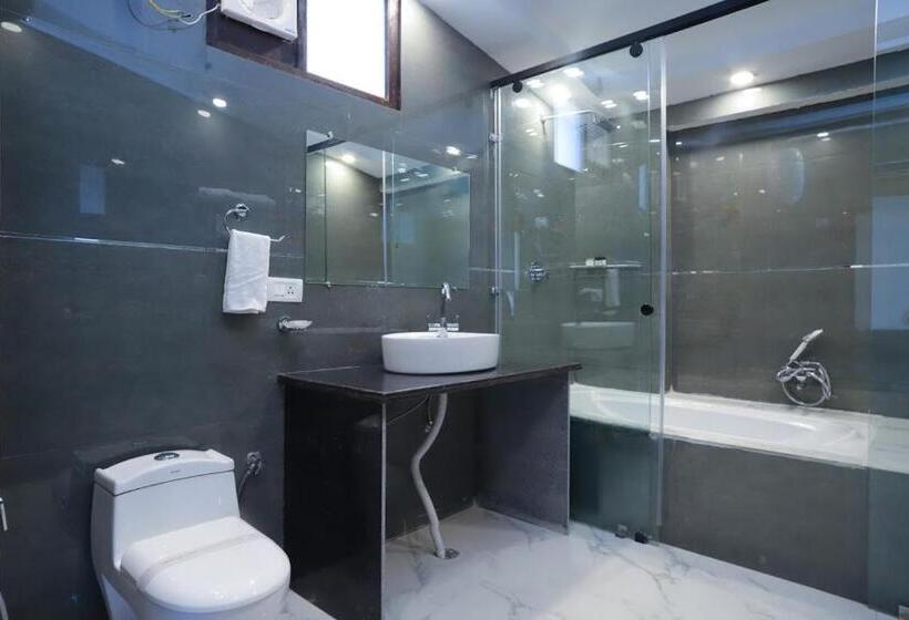 Hotel Prime View Resort