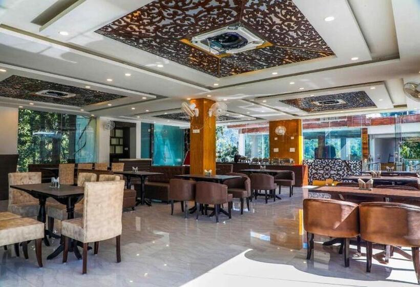 Hotel Prime View Resort